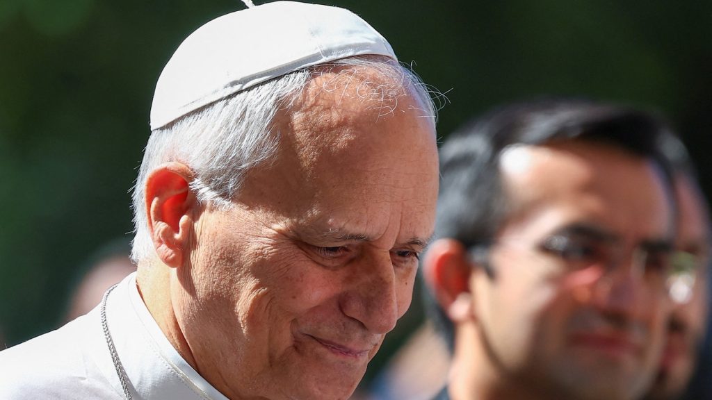 POPE-HEALTH-38_1791923970140_AFOR_1791923983459_Qj5u_6de2723d-8811-4931-9a06-7e9ddd4afcaa_4nHz