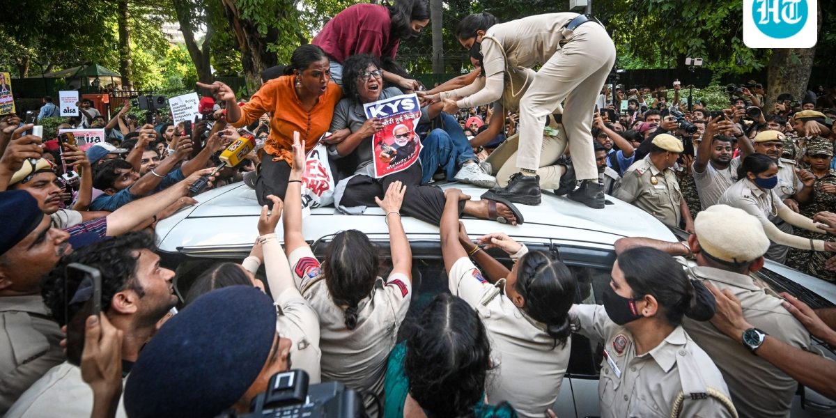 SIR-Protest-21_1791127368288_C97N_1791127382174_wFDb_74f37f51-8d6f-4ca5-9155-ec5338854294_rCER