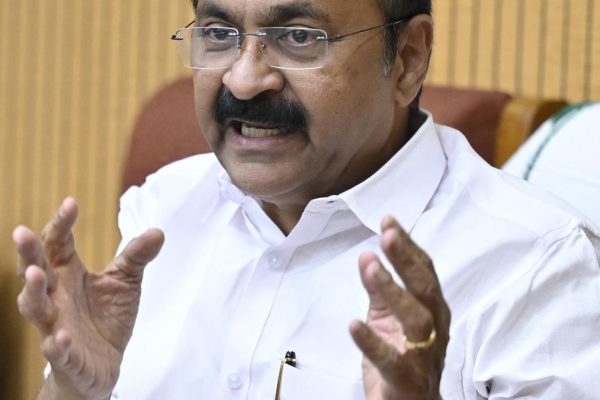 35_Kerala_CM_Satheeshant_26_05_Delhi