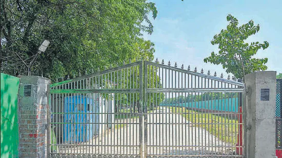 A-view-of-the-ground-in-central-Delhi-Sanchit-Kh_1781374470559