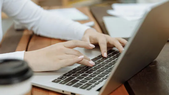 Laptop_1753858226839_1753858236068_1781593309114_518361ac-f144-43bb-9262-7881827505b7
