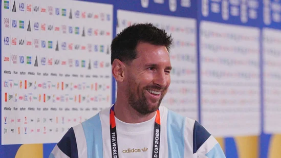 SOCCER-WORLDCUP-ARG-DZA-43_1781654994643_1781655006449_ca4c6907-8379-49a3-a39d-94a93cd8d217