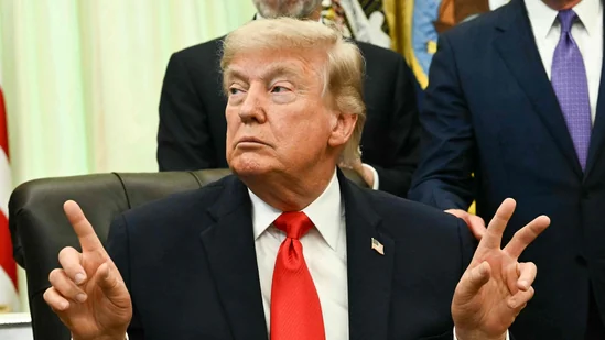 TOPSHOT-US-POLITICS-TRUMP-1_1781249454241_17812494_1781303171419_1781303171572_9277b951-0d68-4bd6-bc8a-c3ea6f6d4a27