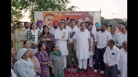 The-demonstration-was-led-by-Chandigarh-Youth-Cong_1781464974985