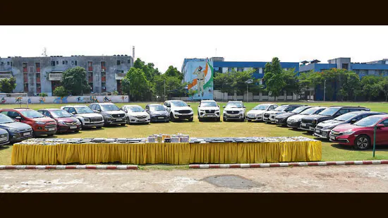 The-laptops-phones-and-cars-seized-from-the-accus_1781028889397