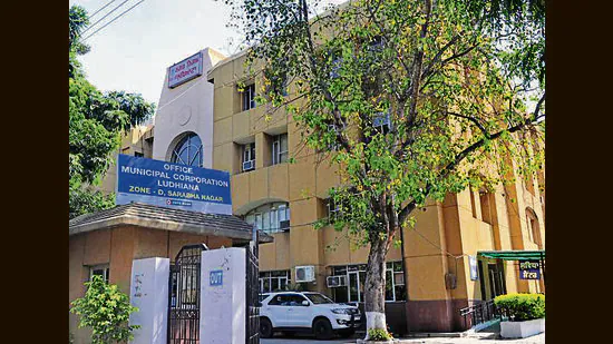 The-municipal-corporation-s-Zone-D-office-in-Ludhi_1781027388921
