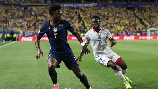 Vinicius-Junior-7-of-Brazil-controls-the-ball-und_1781975357558