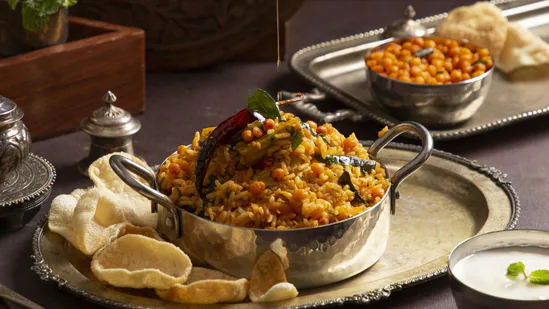 laukimoongdalkhichdi_1781859394829_1781859402741_36111aee-07b4-4d78-ae3c-963369479e1b