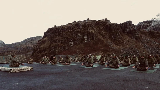 yoga_indian_army_1782010617147_1782010648797_ef478142-55bc-43e9-9be7-9d6fecf2b20f
