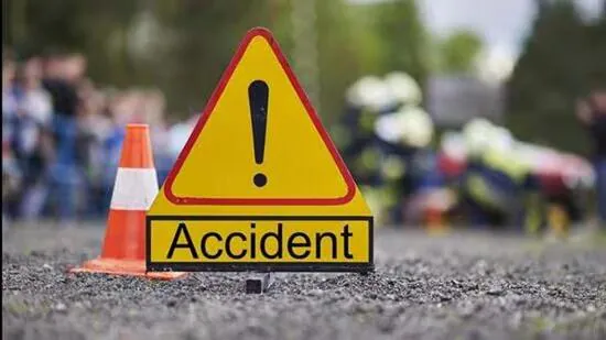 A-truck-accident-in-Uttarakhand-s-Rudraprayag-kill_1784294247099