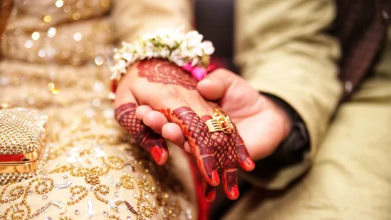 Matrimonial_Marriage_Twitter_Viral_Tweet_1676033743757_1784007199997_e696619b-7c50-4f8c-b126-5baaa46d5d55