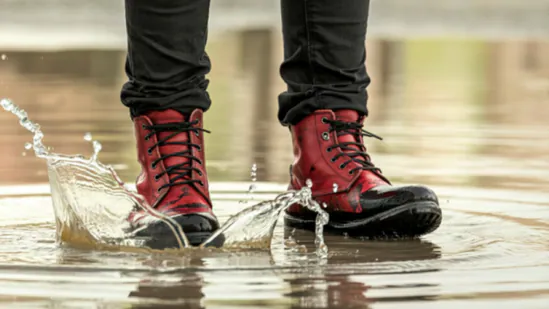 Monsoon_footwear_options_1784555448462_1784555455532_29573a13-511f-4a9b-9e13-08176004036c