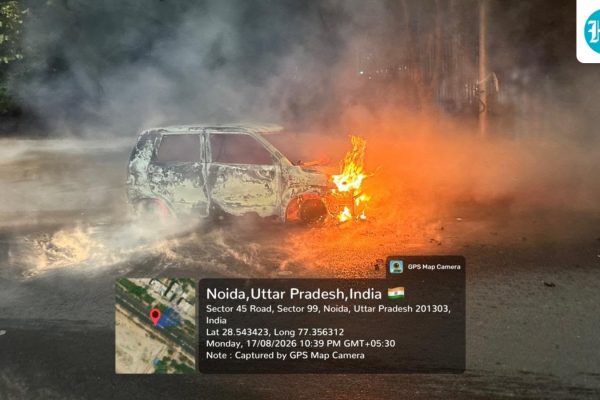 Car_on_fire_1787039033423_1787039037096_e5b0dac4-f3a7-4659-8482-dafb6a9c85eb
