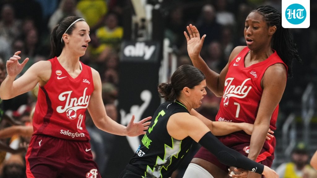 Fever-Storm-Basketball-6_1786045328528_1786045352858_2793b9a3-9d1c-4185-90c3-87cd878fde86