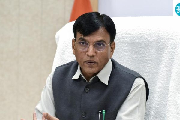 File-image-of-Union-Minister-of-Labour-and-Employm_1787149613023