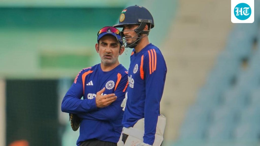 India-s-captain-Shubman-Gill-right-talks-with-he_1785940065886