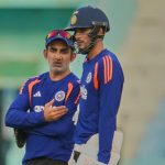 India-s-captain-Shubman-Gill-right-talks-with-he_1785940065886