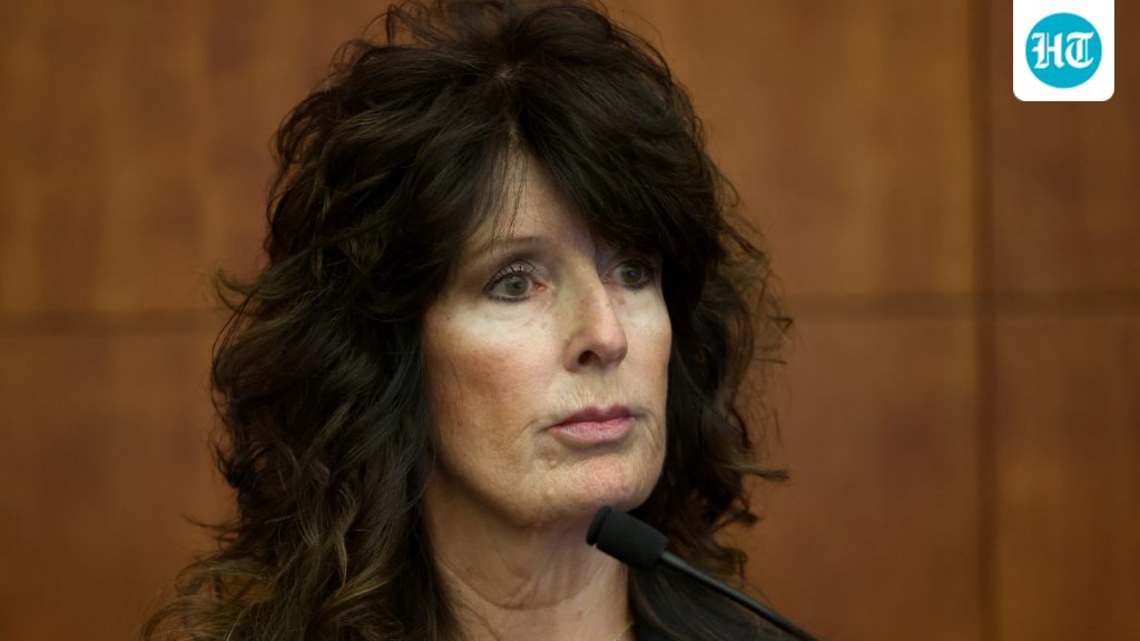 Lindsay-Clancy-Trial-5_1786002525360_1786002543611_7180c0b8-b067-4c43-aefa-5858f3f26351