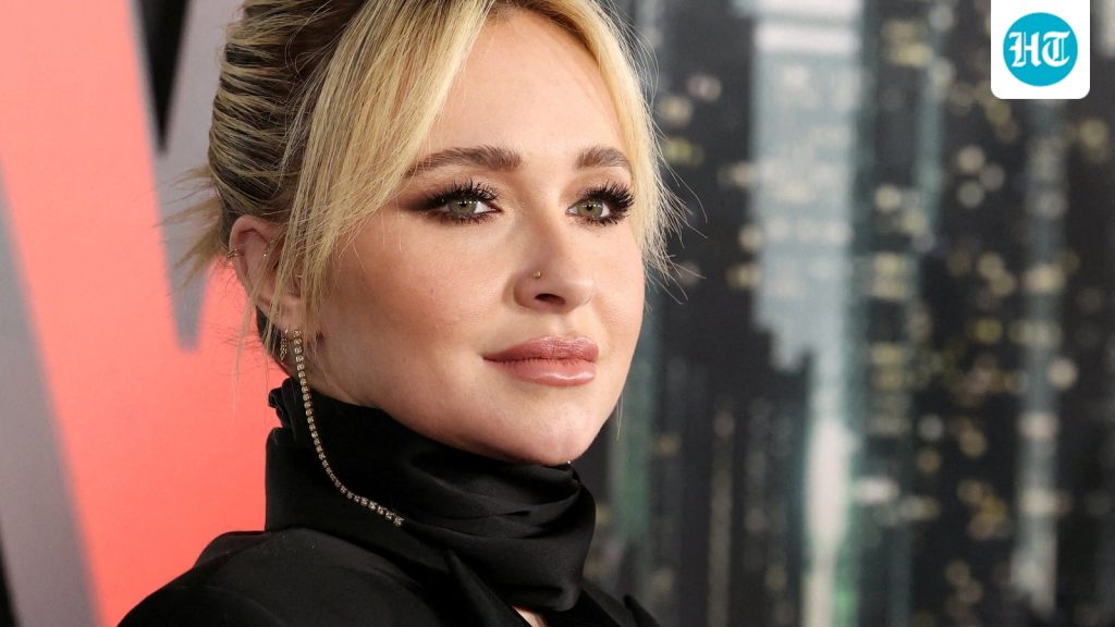 PEOPLE-HAYDEN-PANETTIERE-0_1786941566681_17869415_1786976084961_1786976085094_31029375-a37e-455e-8910-3fc2d9ae784c