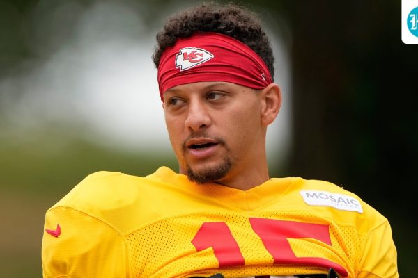 Patrick_Mahomes_1786823423424_1786823423560_40f01b3e-a18e-4b2a-919c-3c2876233462