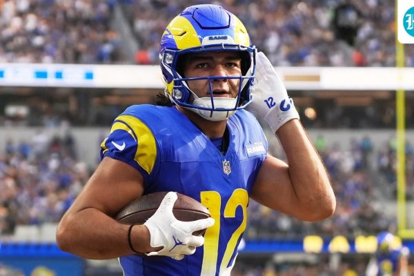 Saints-Rams-Football-58_1762125396824_1786654000906_12069316-cd27-4e7f-8fd9-4d6ff3a1bea8