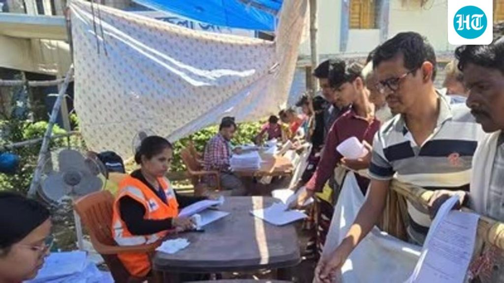 The-final-electoral-roll-will-be-published-on-Octo_1786112223111