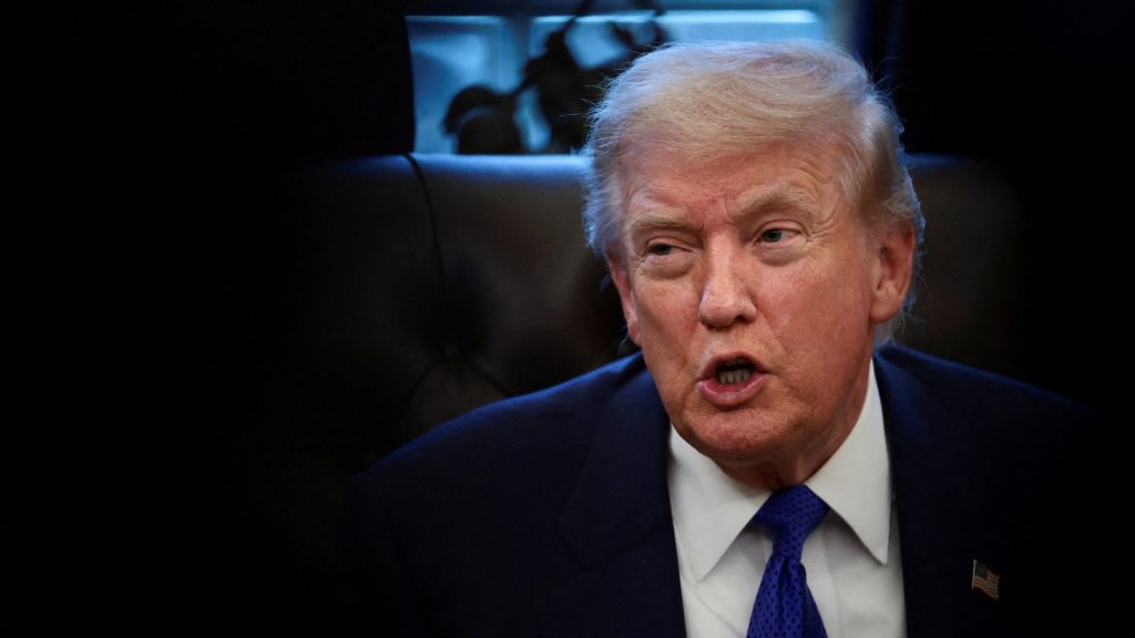 USA-TRUMP-MINING-0_1786112594033_1786112629385_67311713-6c2d-42cd-ac7f-833ff694c0b6