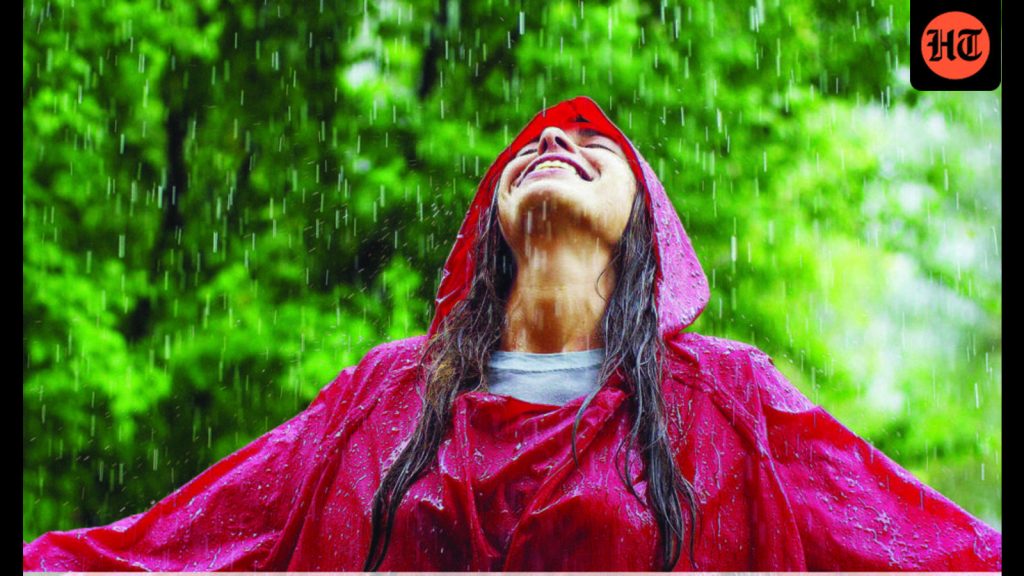 Yes-the-rain-brings-humidity-and-waterlogging-bu_1786026857400