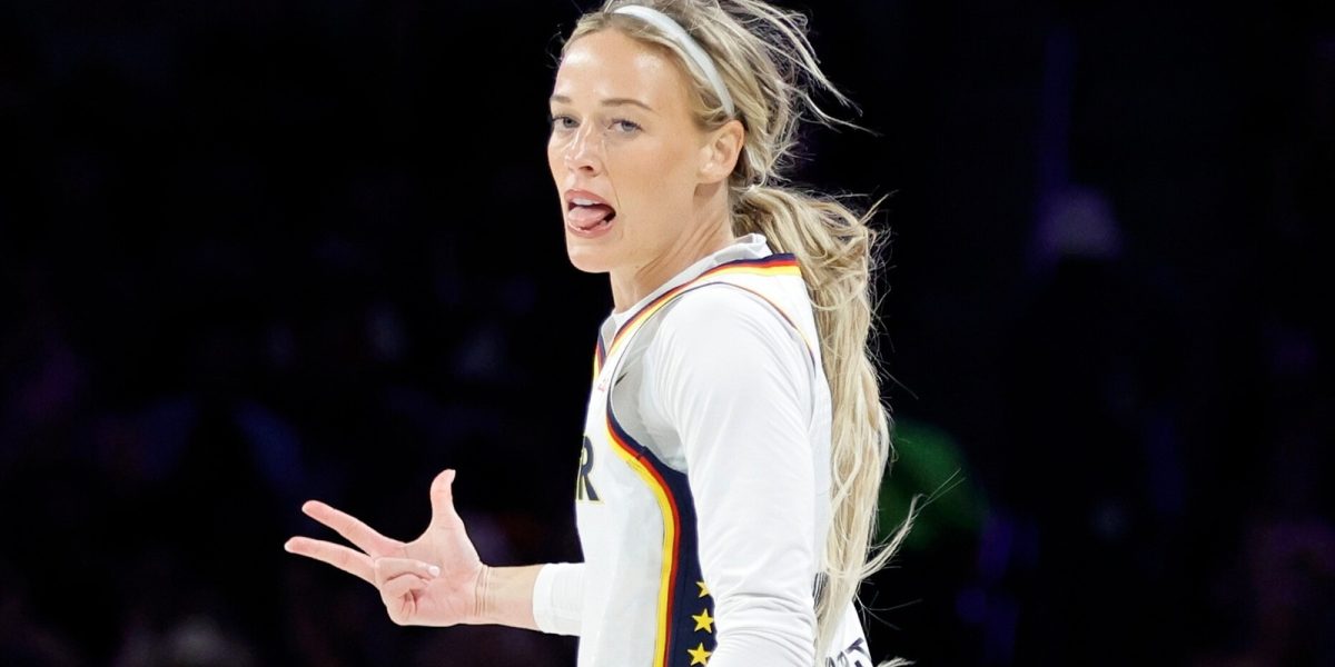 Fever-Aces-Basketball-1_1790724554020_fBRm_1790724583059_pons_11fadf51-af84-45c9-bb8d-4178c9d5e9fb_D58b