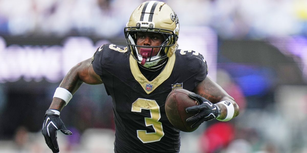 Saints-Ravens-Football-2_1790549704805_Sp5I_1790549733853_5cKi_2a073a89-b75f-47c2-955f-628672c0450e_3RQn